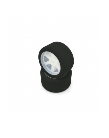 Pneus piste 1/8 avant 69mm 32 Shore sur jantes light (2)
